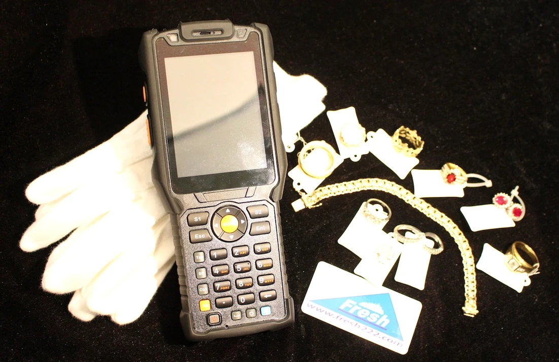 jewelry store loss prevention planning: Handheld jewelry inventory reader with individually tagged jewelry items