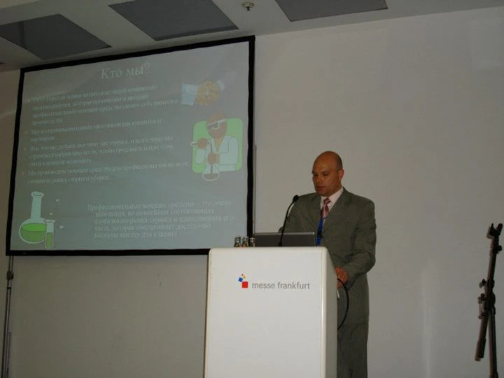 Fresh USA speaker at an exhibition seminar